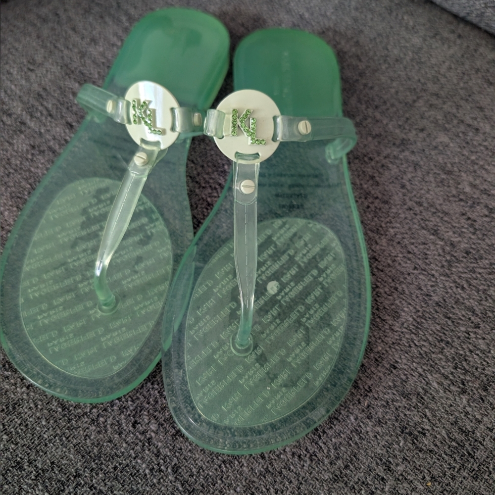 Karl Lagerfeld Mint Clear Jelly Thong Sandals - Picture 6 of 10